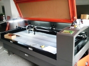 數(shù)控激光切割機(jī)